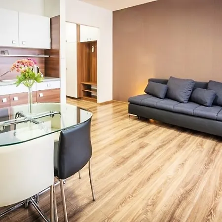 Panorama Jasna شقة